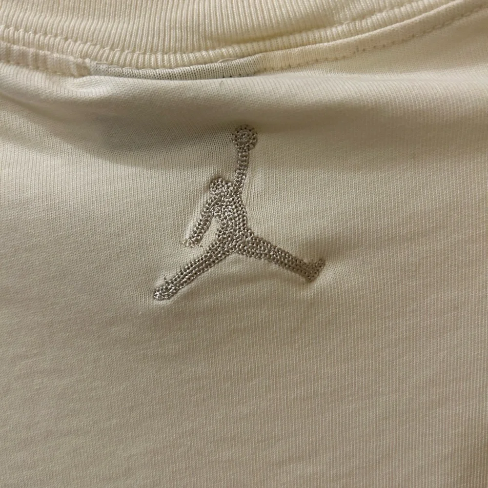 A Ma Maniére Cream T-Shirt - Picture 4 of 5